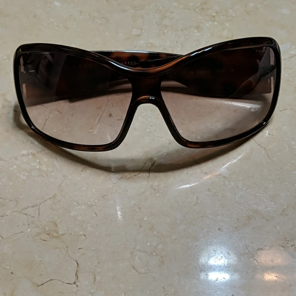 RALPH LAUREN SUNGLASSES